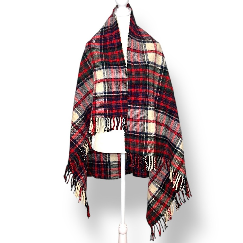 Archie Brown & Son Wool Woven